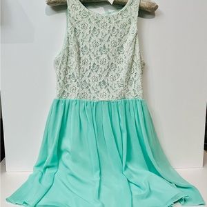 Emerald Sundae girls dress. Size 7 Excellent condition